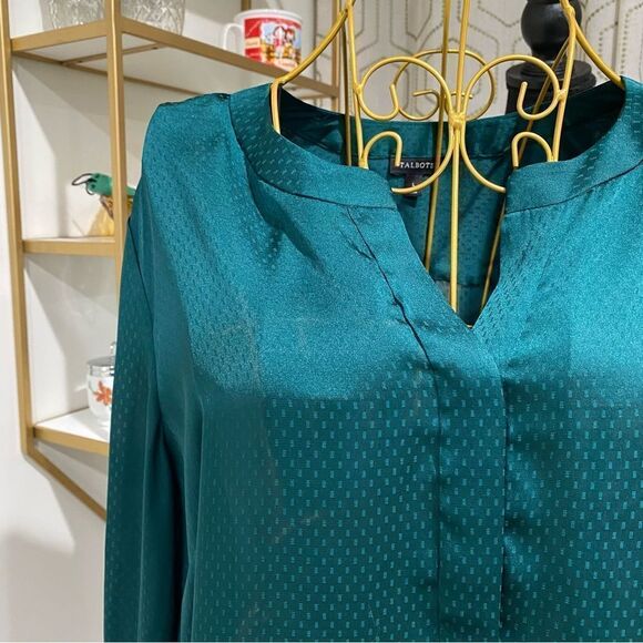 Satin teal green small dot jacquard Talbots blouse Size L - Picture 2 of 4